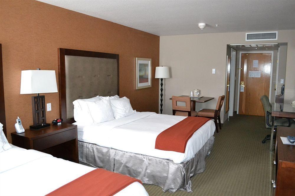 Holiday Inn Express & Suites Bozeman West By Ihg Exterior foto